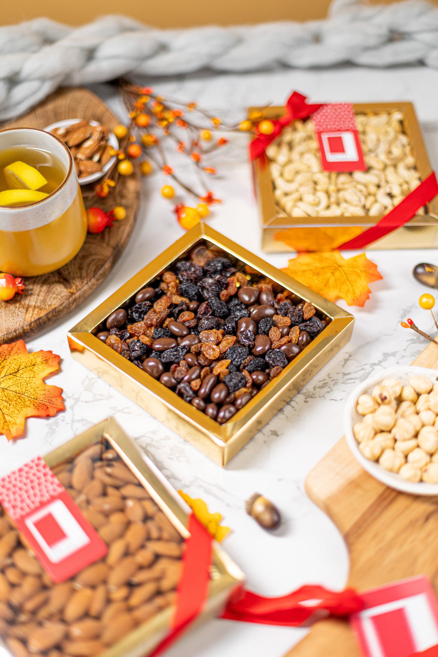 Sultanas & Raisins Mix Gift Box, 180g-3