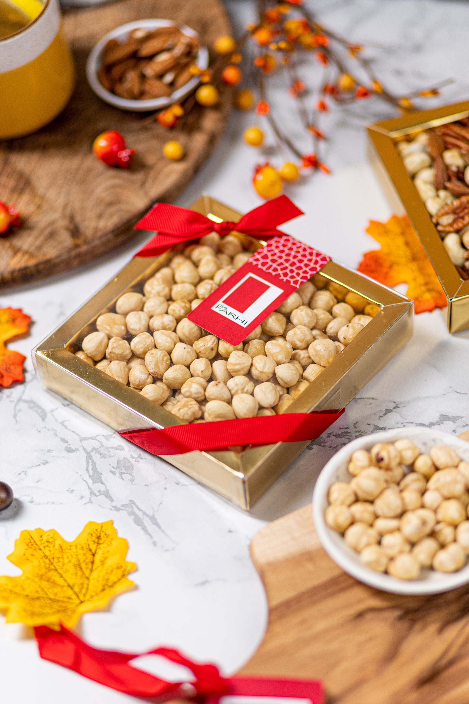 Hazelnuts in a luxury Gift Box, 160g-1